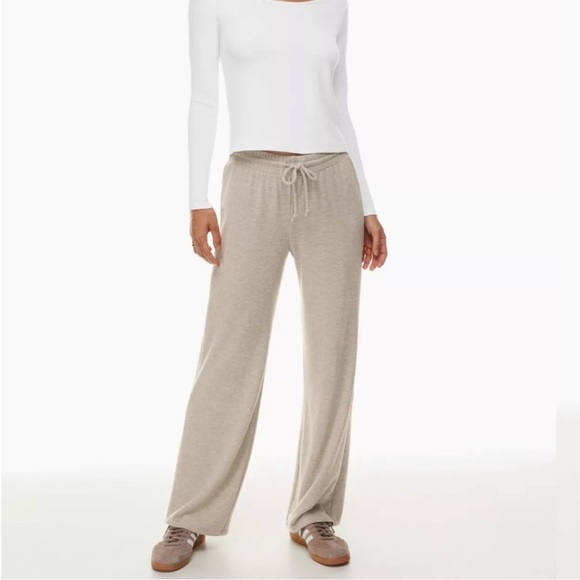 Aritzia Pants - Aritzia Wilfred Free Lounge Pants
